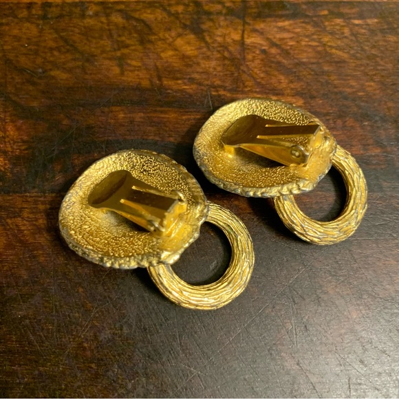 1980’s Vintage Gold Plated Lion Door Knocker Clip On Earrings - Picture 3 of 6